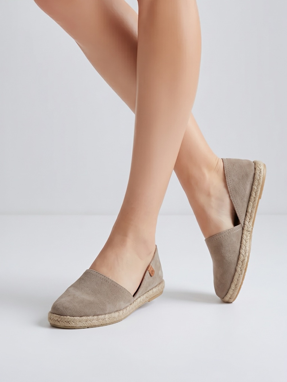 Verbenas Women’s Sz 39/8.5 Carmen Suede Flat Espadrilles in "Stone  Spain